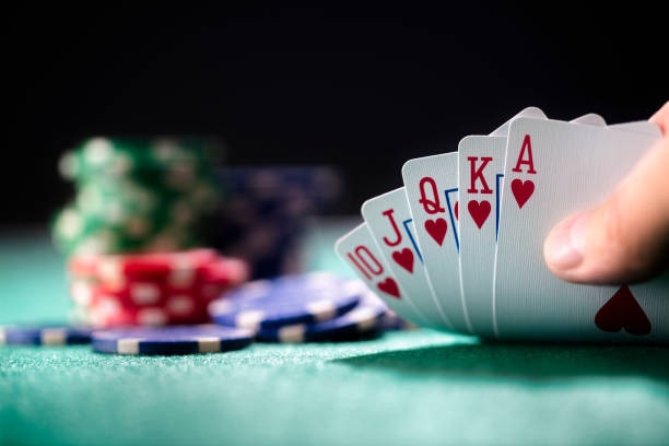 fun4d app interface showing live blackjack table on mobile phone